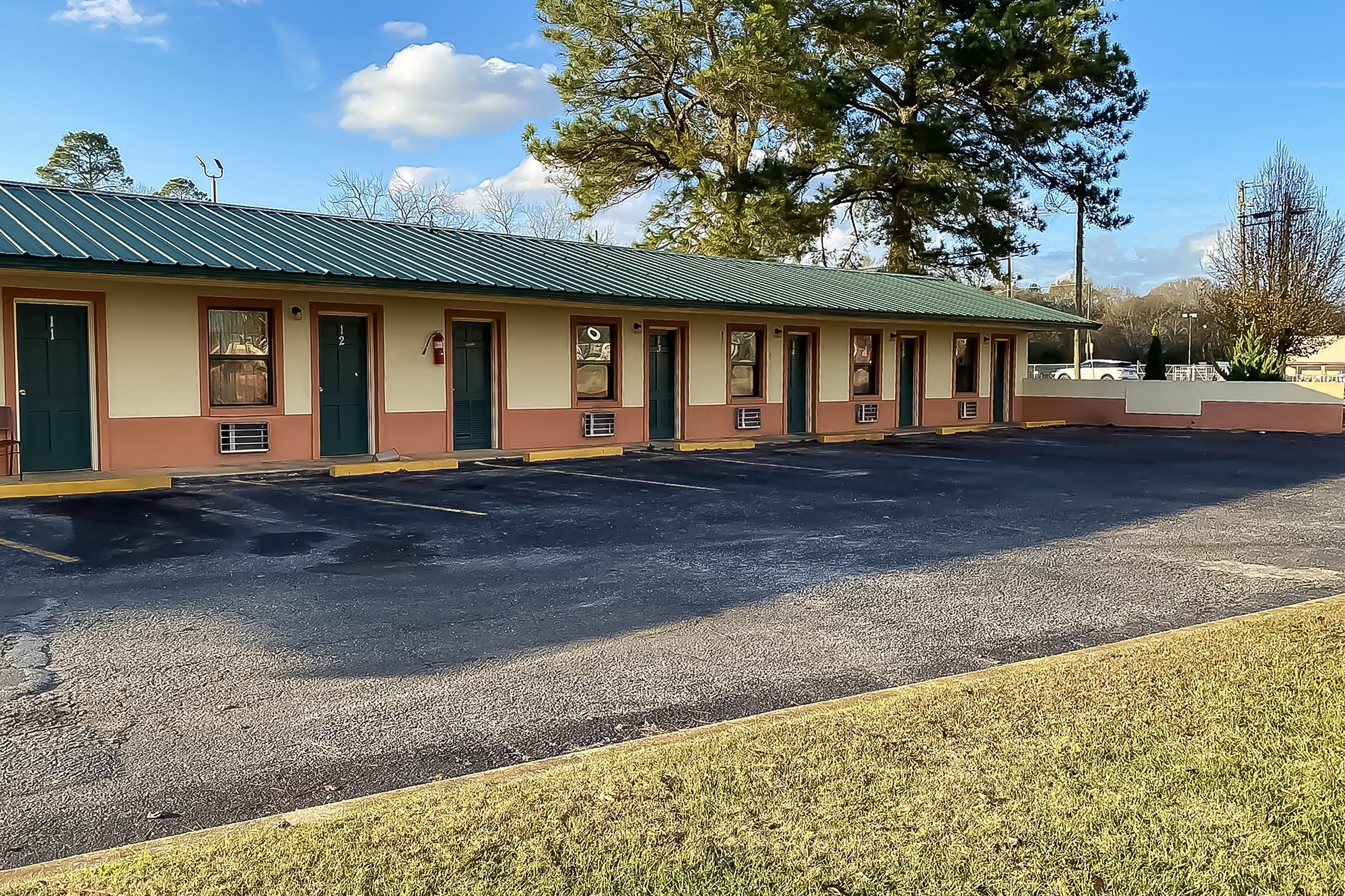 Hotel O Tallassee Hwy 14 Екстериор снимка