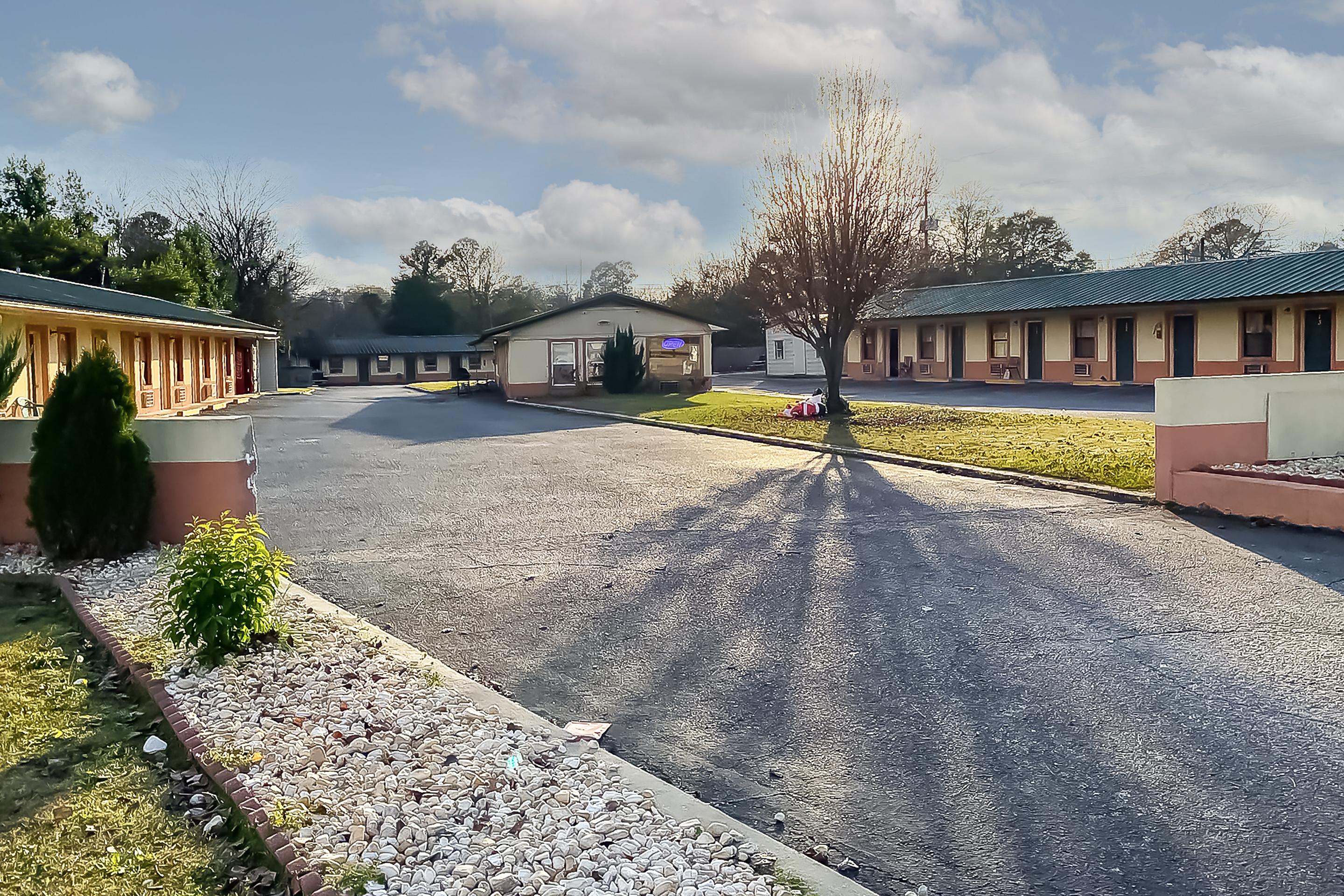 Hotel O Tallassee Hwy 14 Екстериор снимка